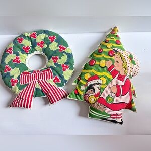 Vintage 1970s Fabric Christmas Wreath and Tree Pillow Set